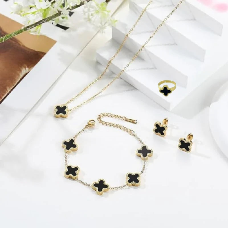 Four Leaf Clover Jewelry Set