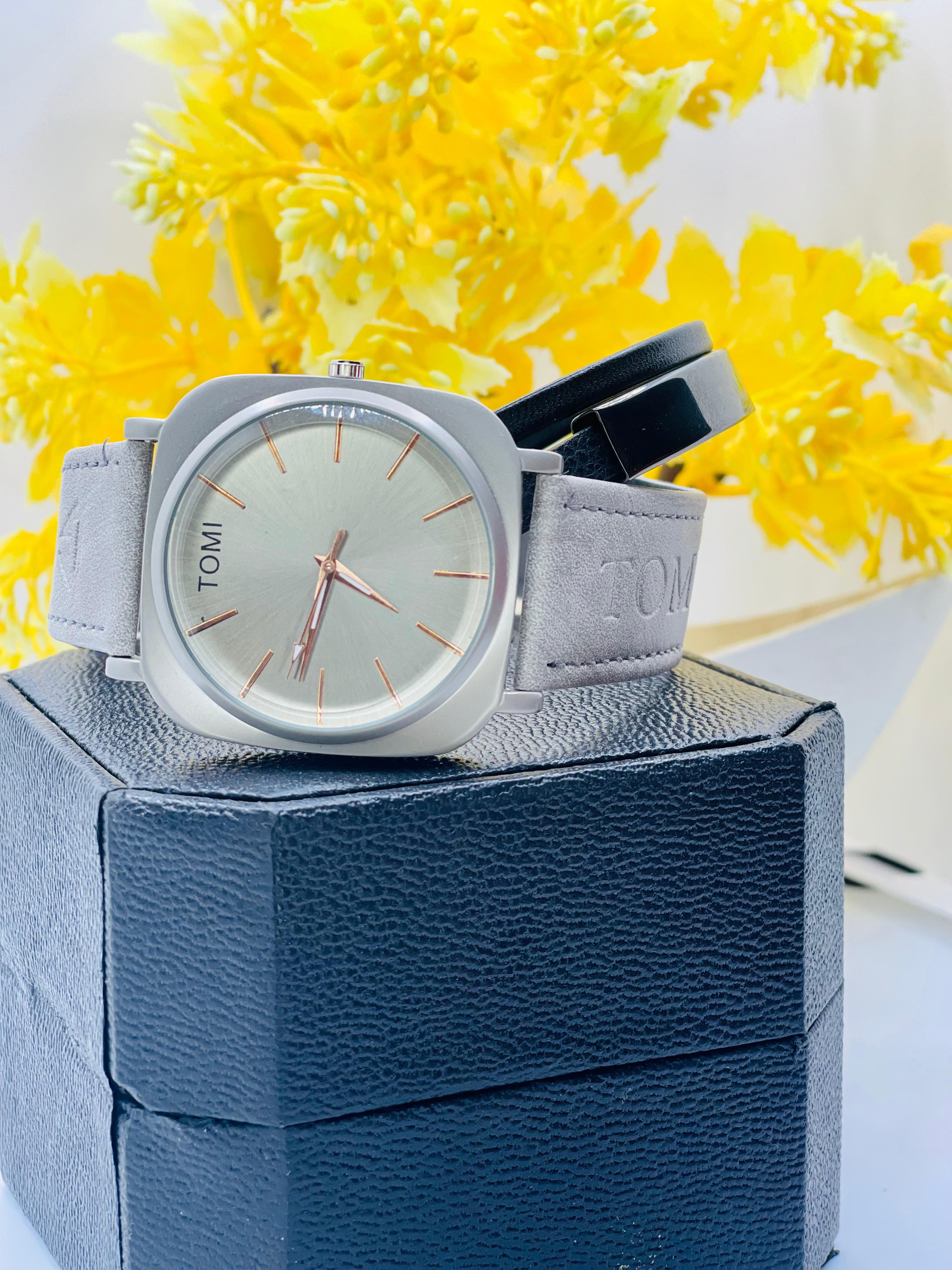 Elegant Business Class Watch with bracelet