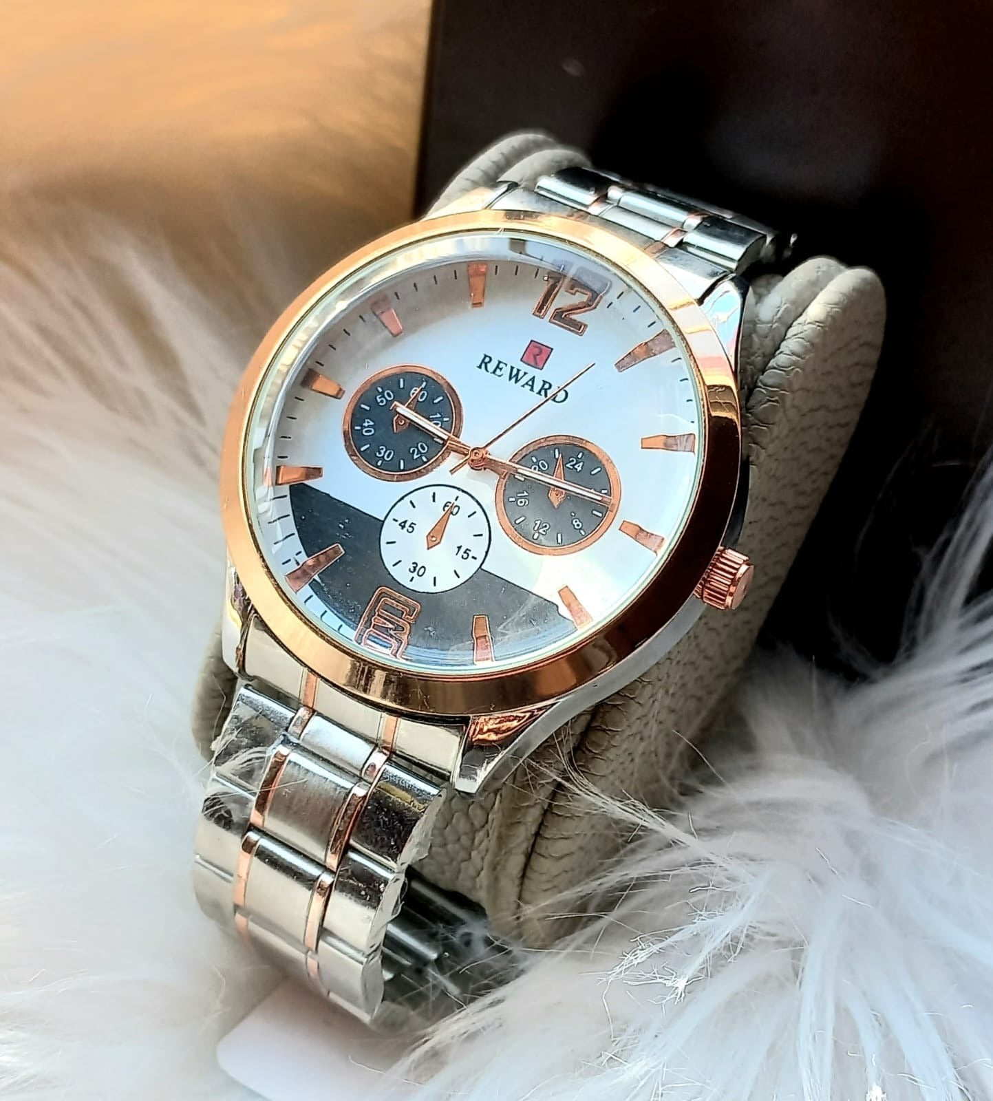 Reward Men’s Watch – Premium Quality